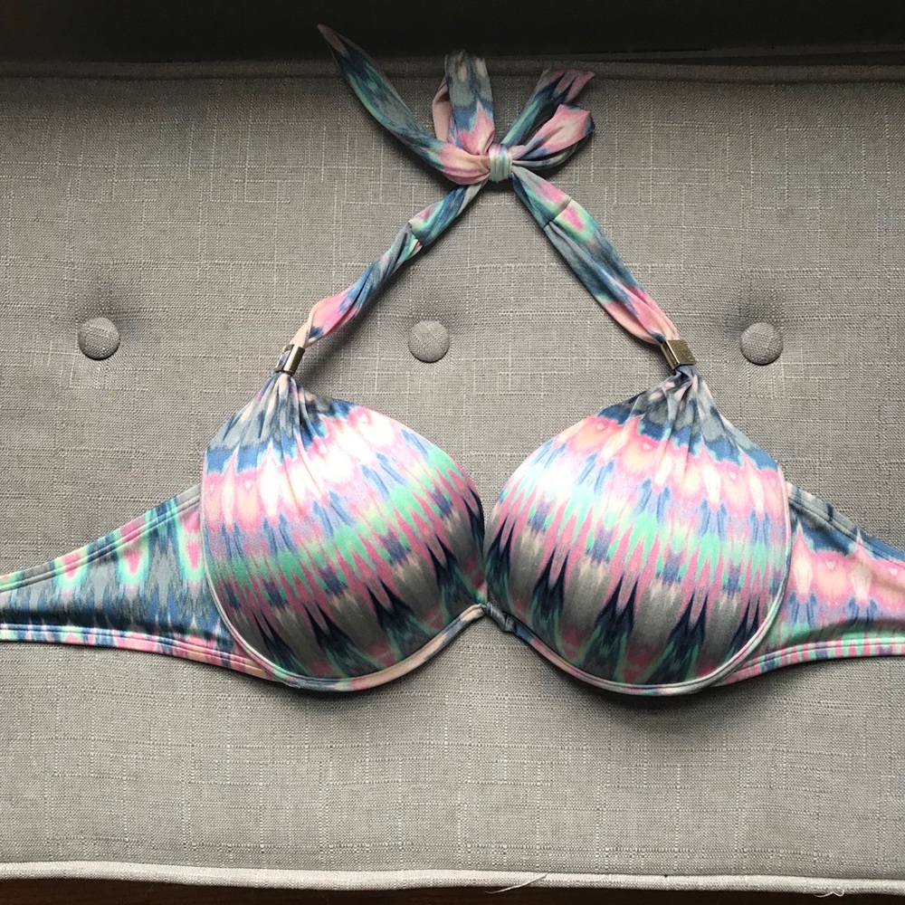 Victoria Secrets Bikini top!